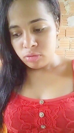 Sem medo de mostrar a bucetinha