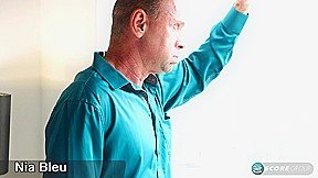 Nia Bleu Has a Big Dick-Down Day – Nia Bleu – Scoreland