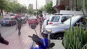 Gali Diva sexo en un carro